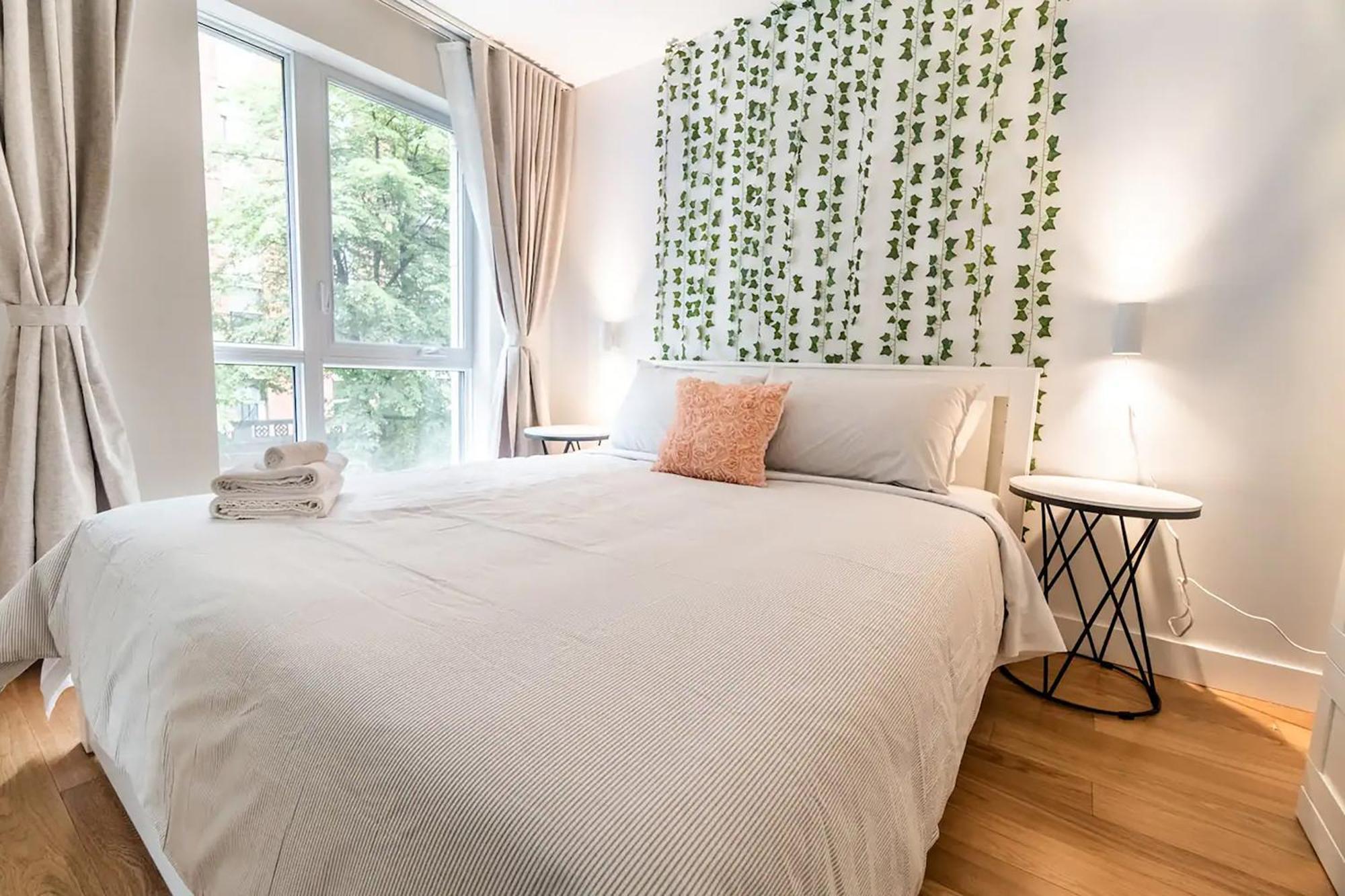 Rozenhaus Montreal Hotel Room photo